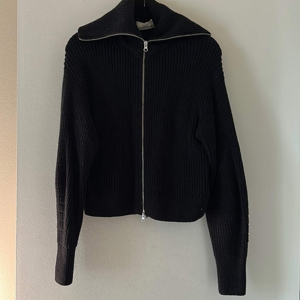 Everlane zip up Knit